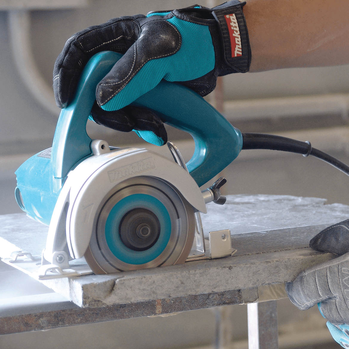 Makita 4100NH 4-3/8" Masonry Circular Saw - 4100NHX1