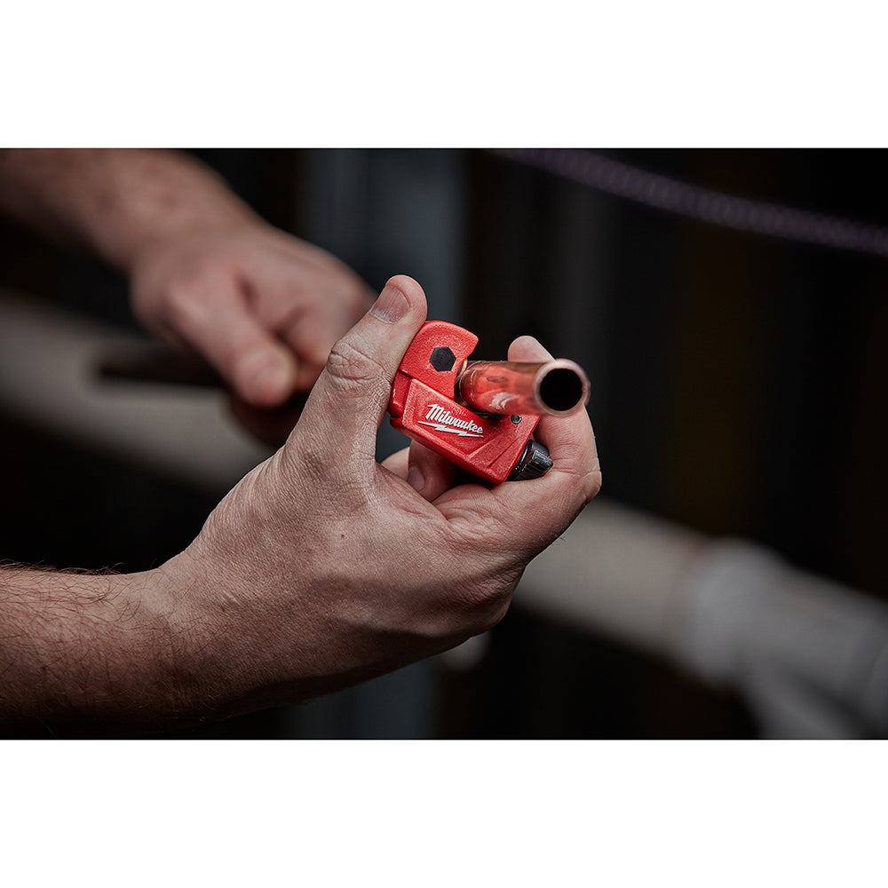 Milwaukee 48-22-4251 1" Mini Copper Tubing Cutter w/ 1/8" - 1-1/8" Cut Capacity