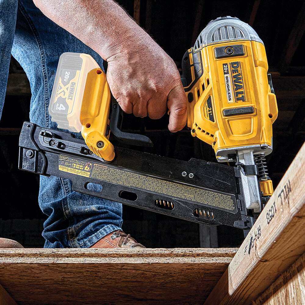 DeWALT DCN21PLB 20V Plastic Collated Cordless Framing Nailer - Bare Tool