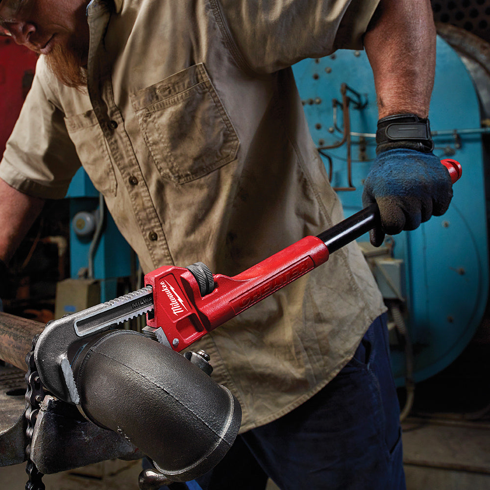 Milwaukee 48-22-7314 21.80-Inch Steel Ergonomic Overbite Cheater Pipe Wrench