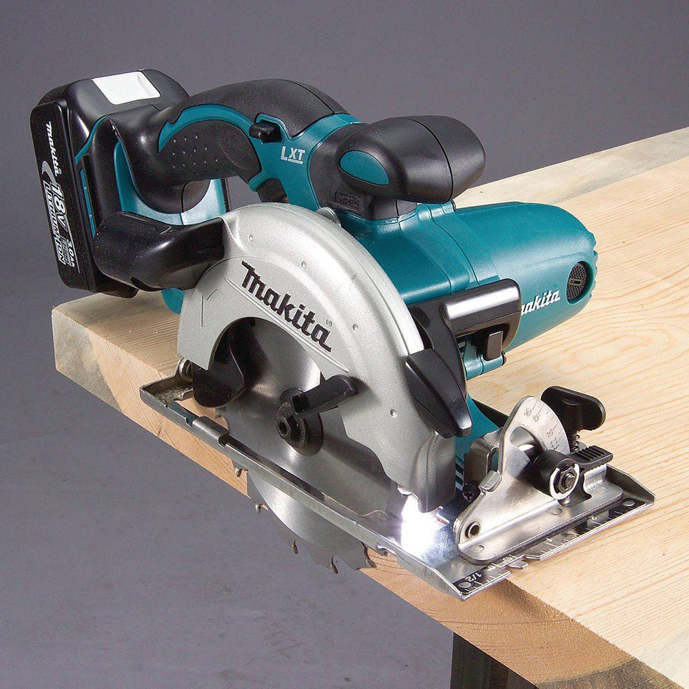 Makita XSS03Z 18-Volt 5-3/8-Inch Lithium-Ion Circular Trim Saw, - Bare Tool