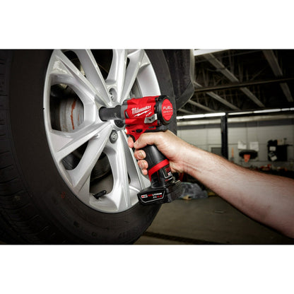 Milwaukee M12 2555-22 M12 FUEL 12V 1/2-Inch Cordless Stubby Impact Wrench Kit